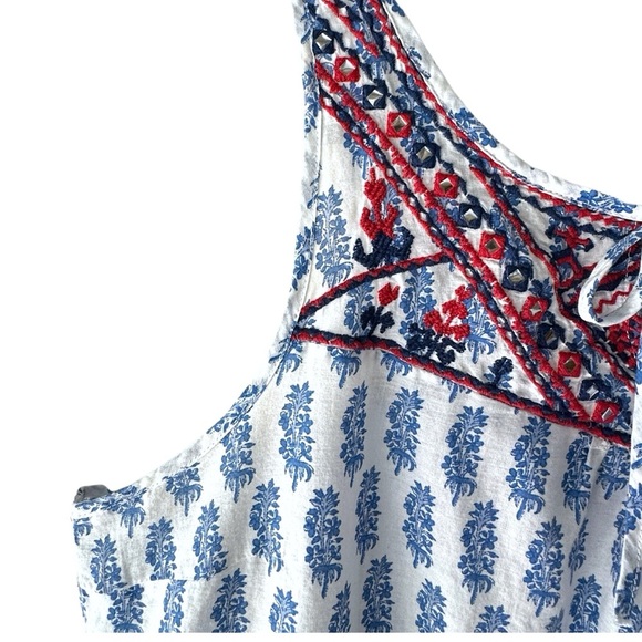 LUCKY BRAND | EMBROIDERED COTTON TOP LIKE NEW BUTTON UP BACK RED BLUE | LARGE - Picture 2 of 12